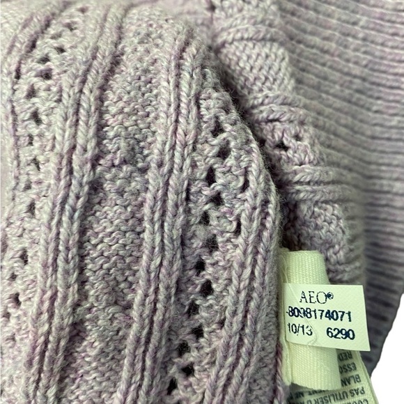 American Eagle sweater size medium. - Picture 5 of 9